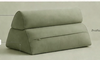 Coussin Triangle